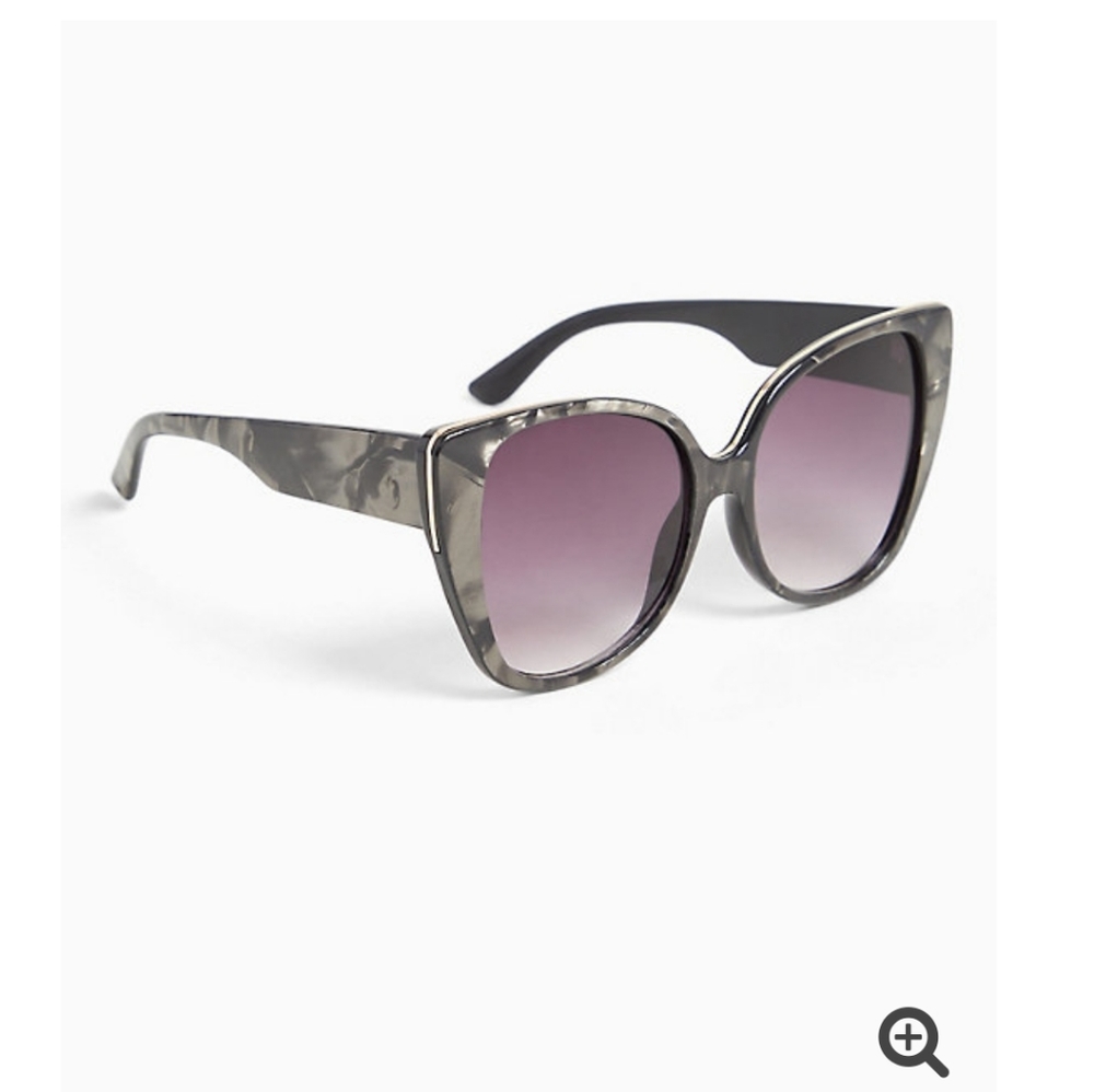 NWT Torrid grey marbled cat eye sunglasses